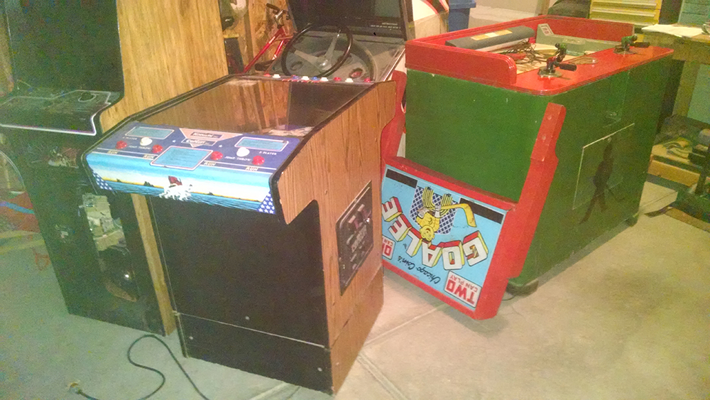 4 Arcade Games - Track & Field, Tempest, Goalee