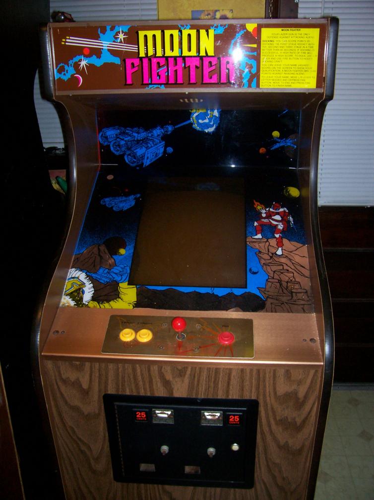 Moon Fighter by Omni - Woodgrain Cabinet