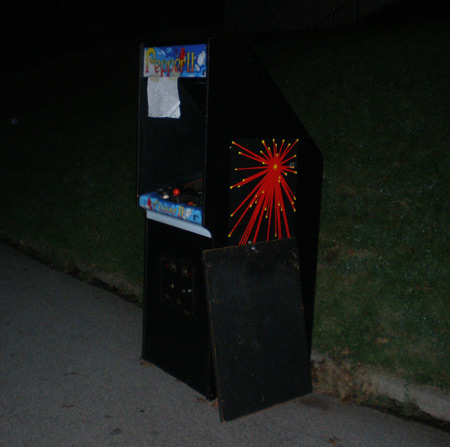 Pepper 2 arcade game on the curb in Lafayette